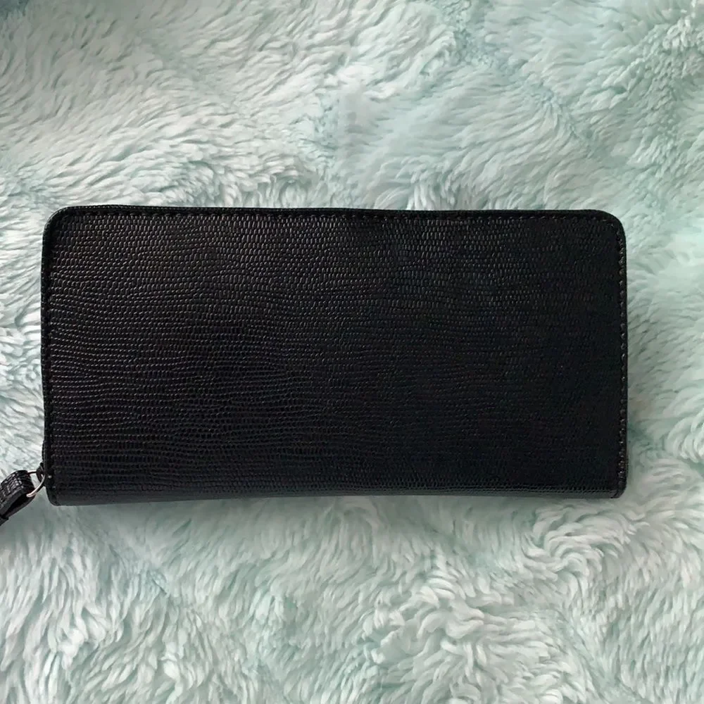 Zip-around Wristlet Wallet